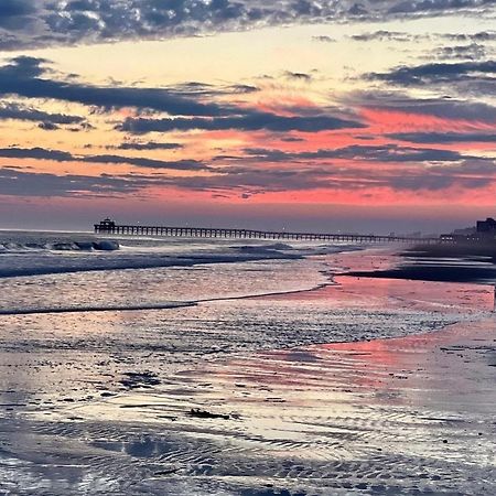 Beautiful Beachfront-Oceanfront First Floor 2Br 2Ba Condo In Cherry Grove, North Myrtle Beach! Renovated With A Fully Equipped Kitchen, 3 Separate Beds, Pool, Private Patio & Steps To The Sand! Екстериор снимка