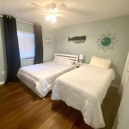 Beautiful Beachfront-Oceanfront First Floor 2Br 2Ba Condo In Cherry Grove, North Myrtle Beach! Renovated With A Fully Equipped Kitchen, 3 Separate Beds, Pool, Private Patio & Steps To The Sand! Екстериор снимка