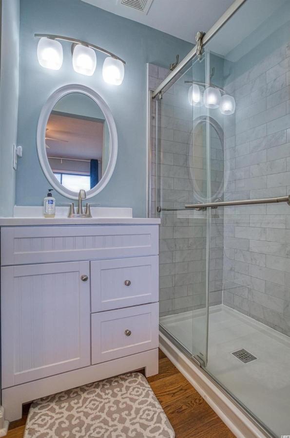 Beautiful Beachfront-Oceanfront First Floor 2Br 2Ba Condo In Cherry Grove, North Myrtle Beach! Renovated With A Fully Equipped Kitchen, 3 Separate Beds, Pool, Private Patio & Steps To The Sand! Екстериор снимка